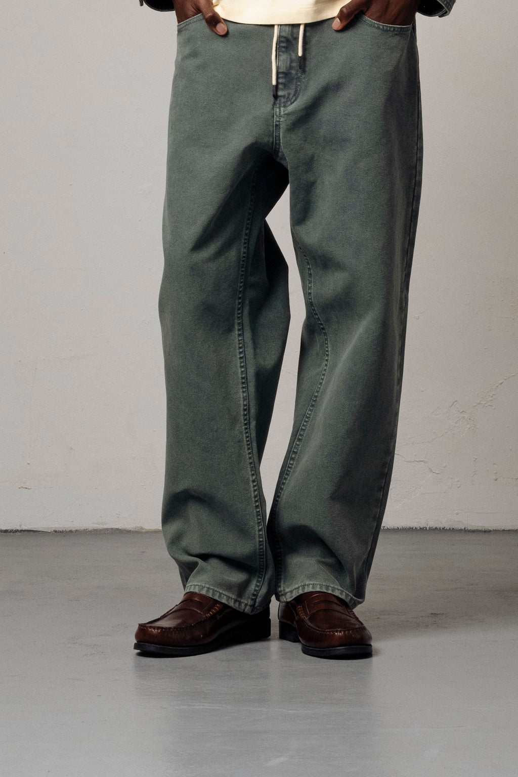 EVERYDAY QUARTIER GREEN PANTS
