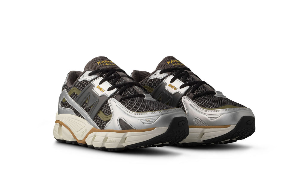 SUPER FULCRUM SILVER / DARK GULL GRAY