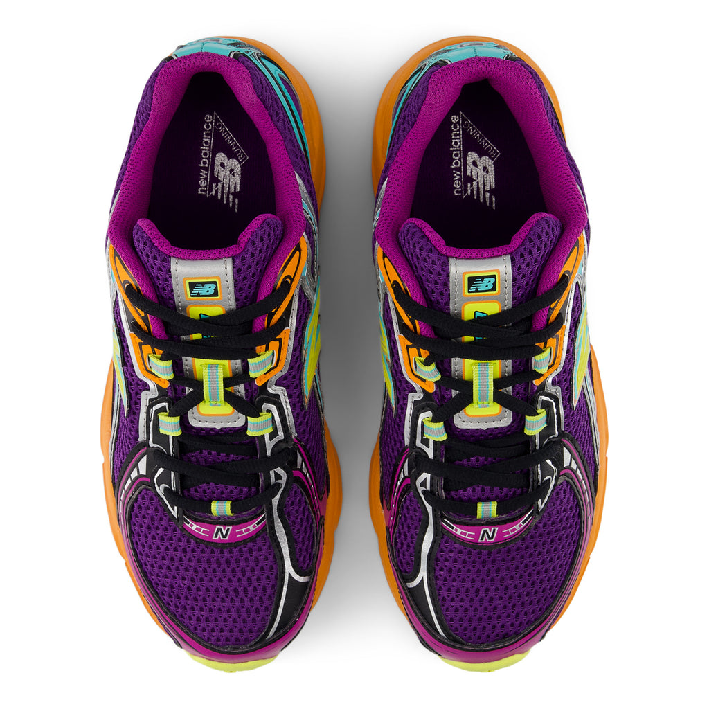 NEW BALANCE U740MC2