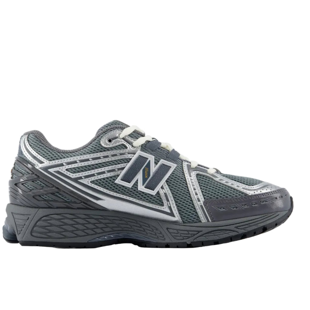 NEW BALANCE U19066AT