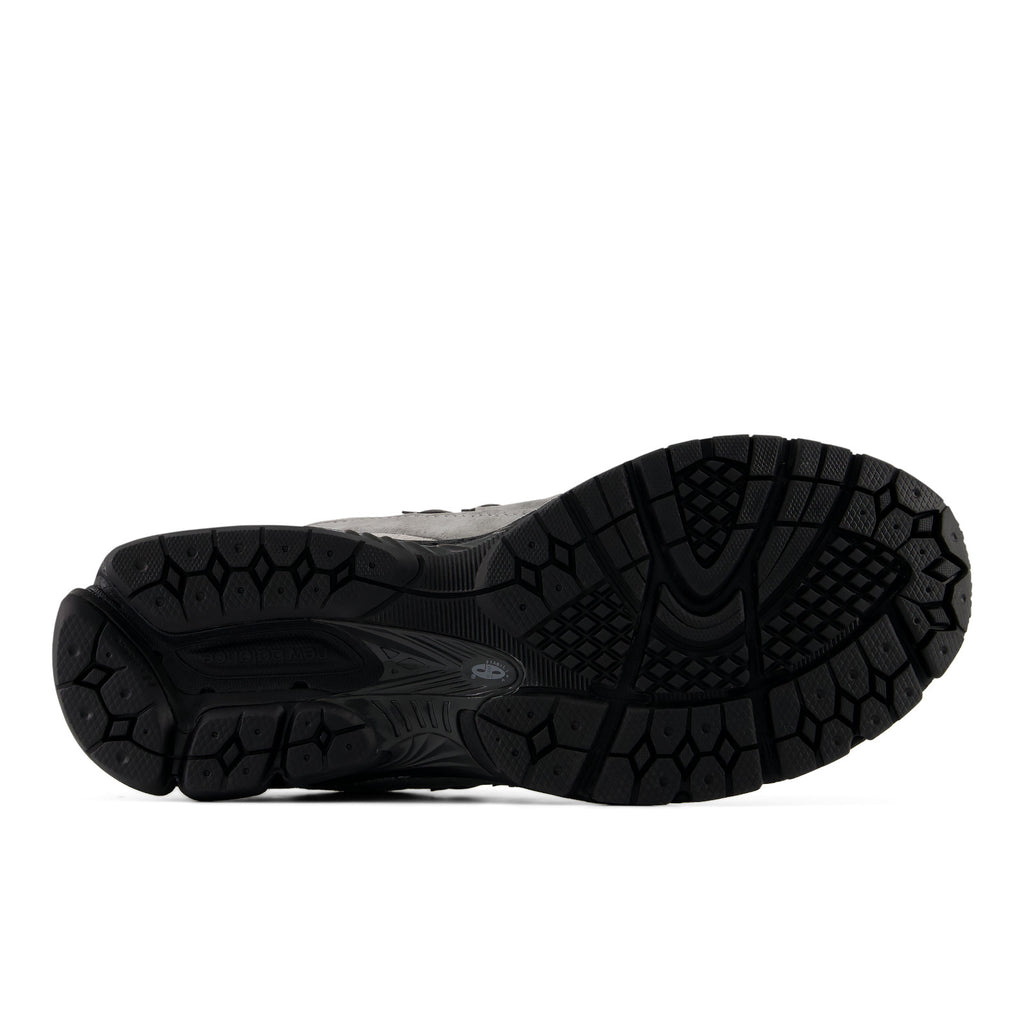NEW BALANCE U20028W9