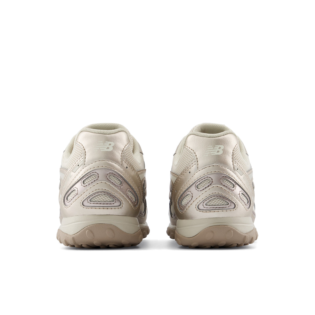 NEW BALANCE U204LCMB