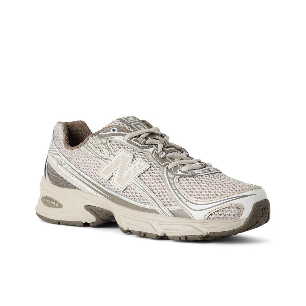 NEW BALANCE U740AS2
