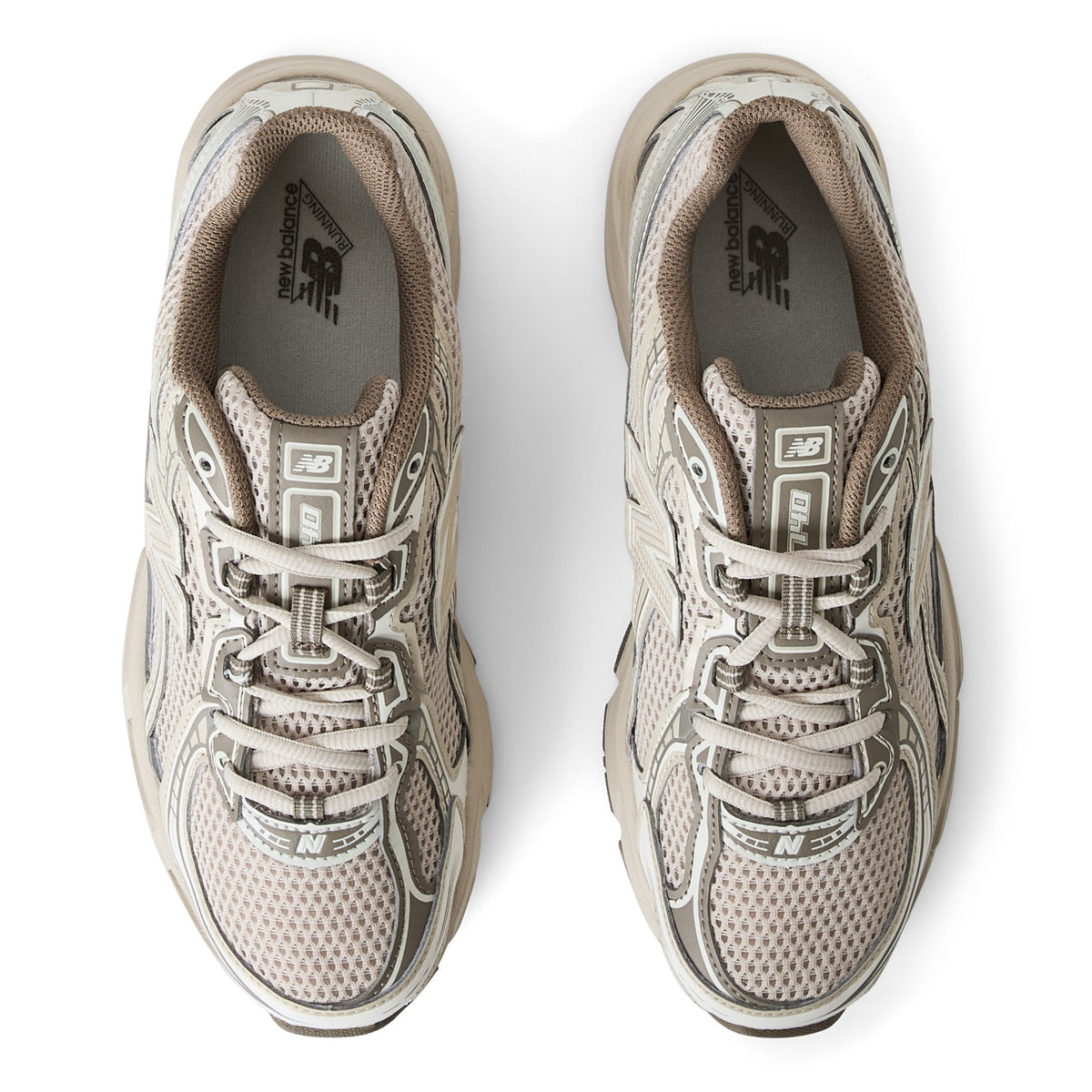 NEW BALANCE U740AS2