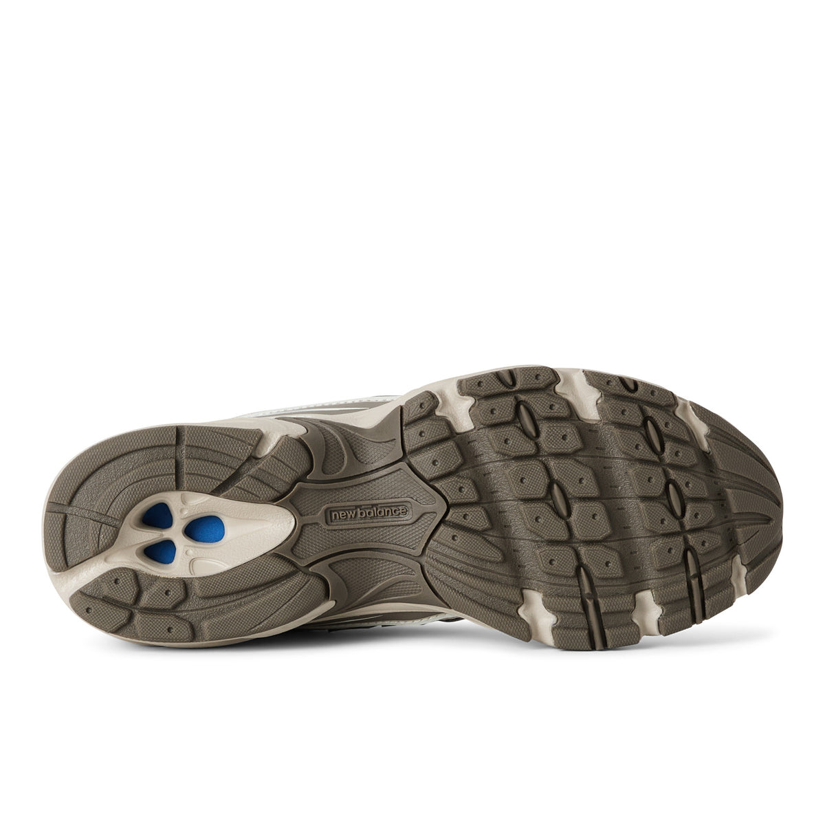 NEW BALANCE U740AS2