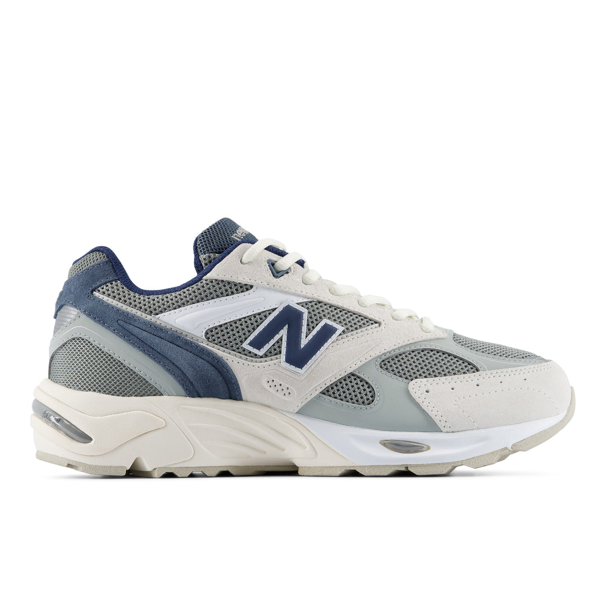 NEW BALANCE U880R69L