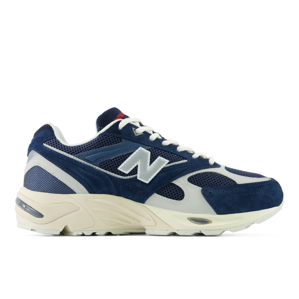 NEW BALANCE U880R6ZZ