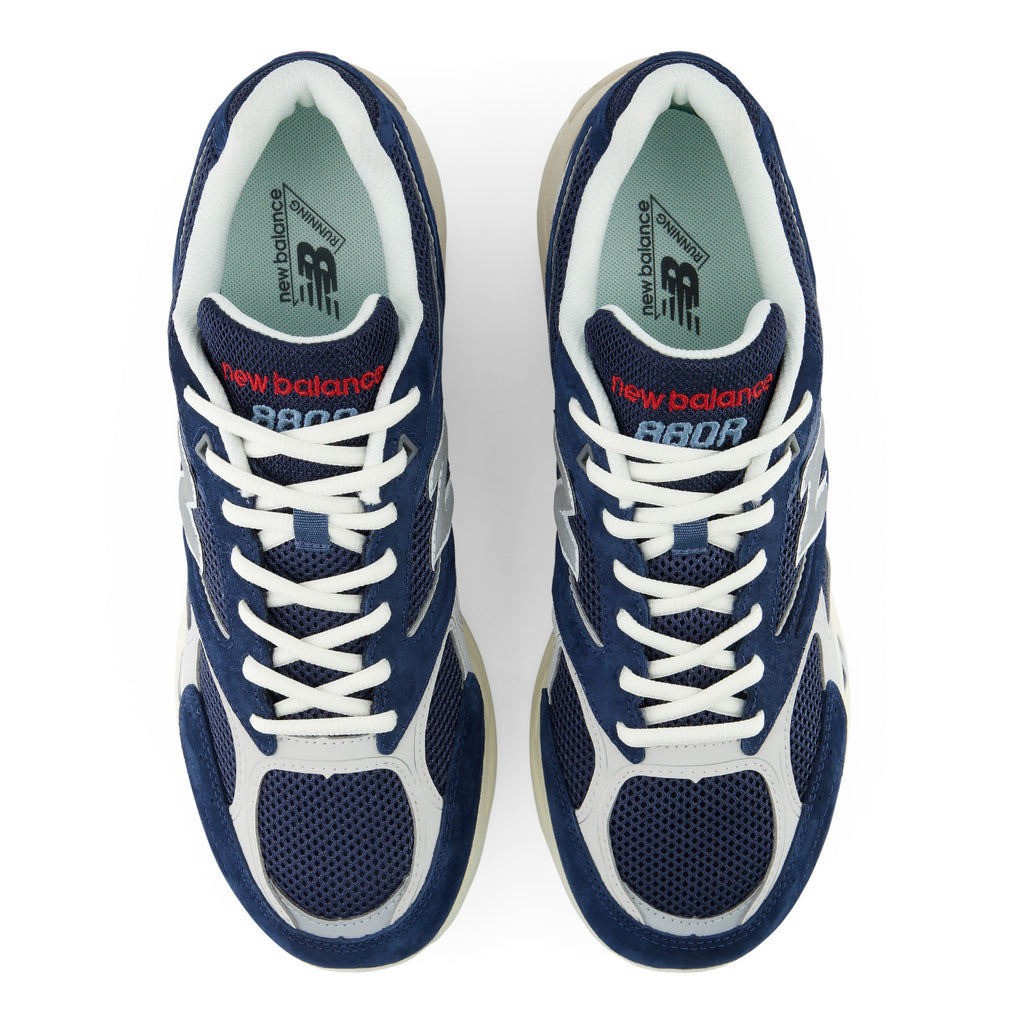NEW BALANCE U880R6ZZ